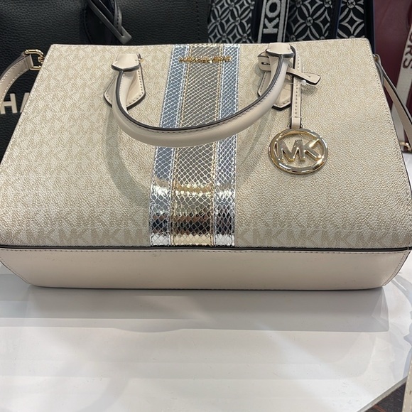 Michael Kors Sheila Medium Signature Logo and Metallic Satchel Crossbody Center - Picture 10 of 16